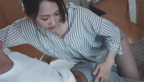 Nện cô nàng bú hồng quá phê luôn Kana Mito